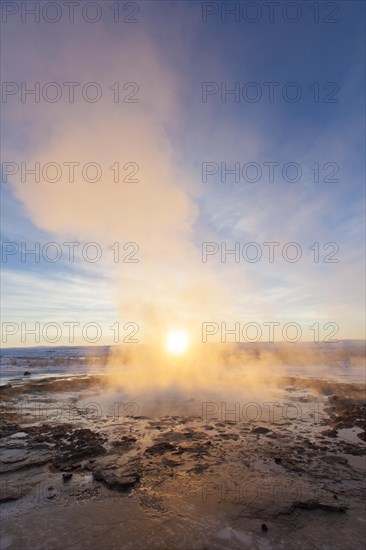 Steam phase eruption of Strokkur