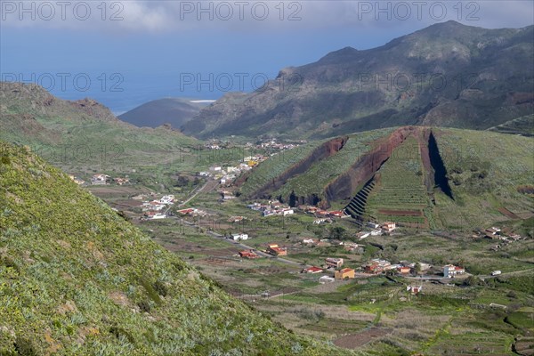 Volcanic cinder mining at Montana de El Palmar