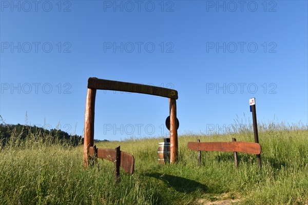 Starting point of the Nohener-Nahe-Schleife hiking trail near Nohen in Naheland