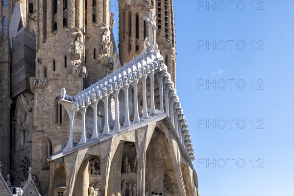 View of the facade of La Pasion de la Sagrada Familia