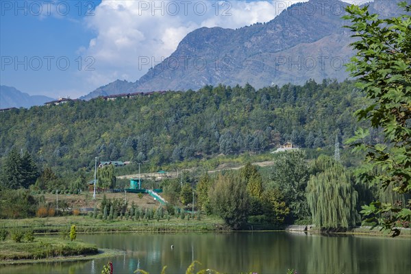 Jawaharlal Nehru Memorial Botanical Gardens in Srinagar