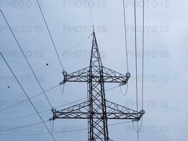 Transmission line tower