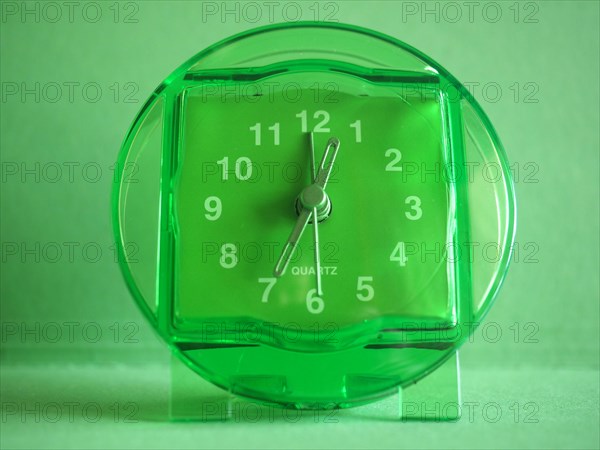 Clock timepiece device