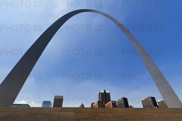 Gateway arch