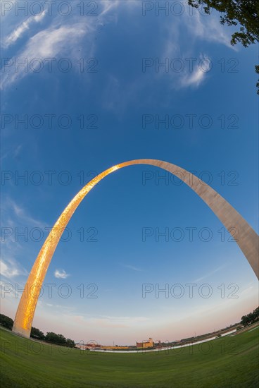 Gateway arch