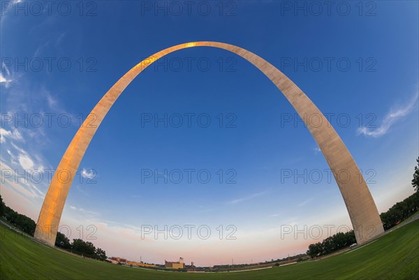 Gateway arch