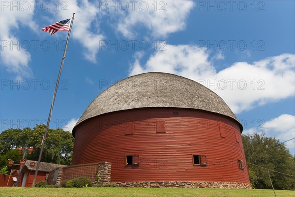 Round-barn