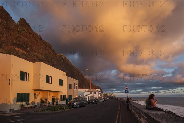 Coastal road with houses in Paul do Mar