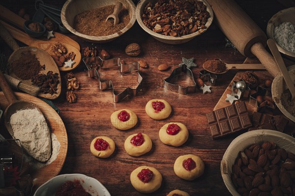 Unbaked hussar doughnuts