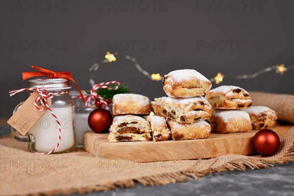 German Stollen cake pieces