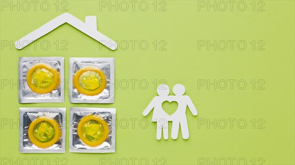 Contraception method arrangement green background