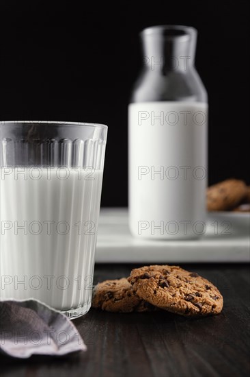 Arrangement delicious biscuits with milk 2