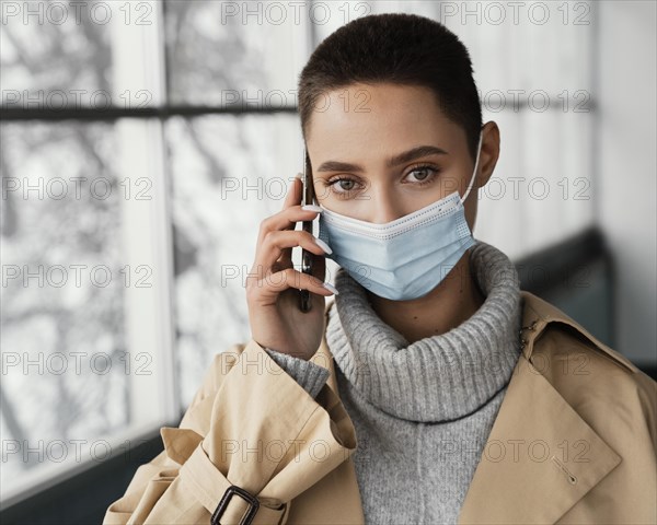 Close up woman wearing face mask