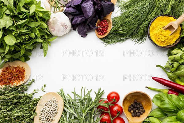 Frame greens condiments