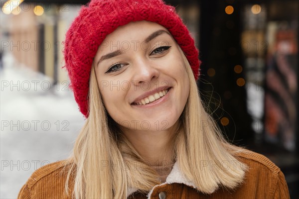 Portrait smiley woman