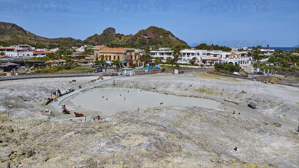 Mud pool