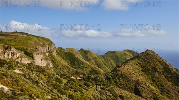 Faraglioni Rossi di Lipari