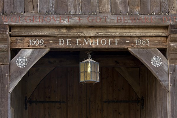 De Emhoff