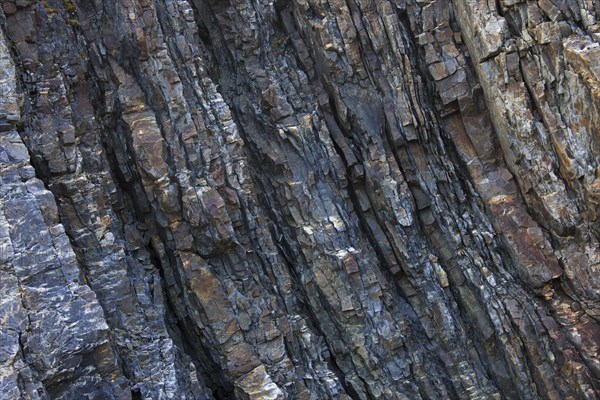 Rock formations along Gashamna