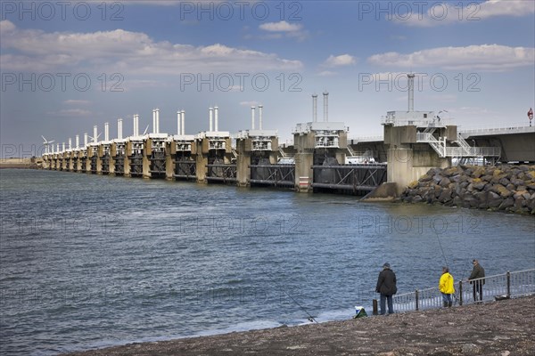 Storm flood barrier