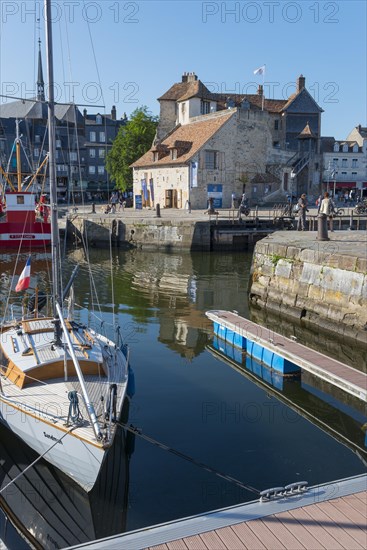 Harbour basin with ship