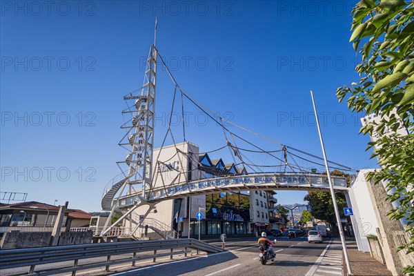 Pedestrian bridge in Dogana