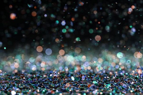 Luminescent multicolored glitter