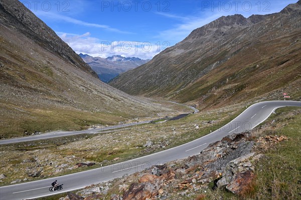 Racing cyclists on the Timmelsjoch High Alpine Road between Austria and Italy