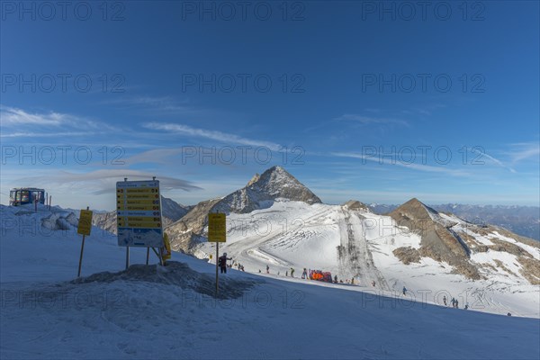 Year-round ski resort