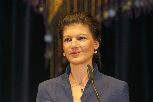 Dr Sarah Wagenknecht