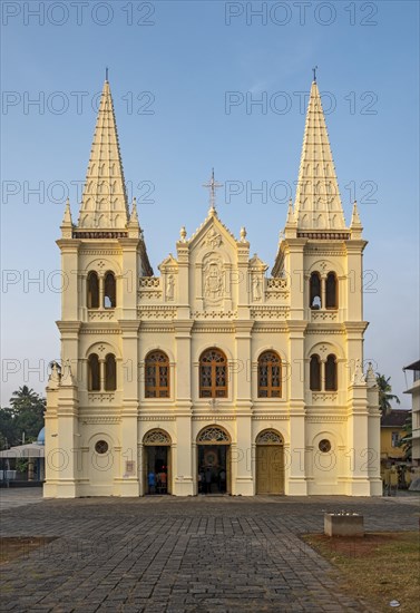 Santa Cruz Cathedral Basilica