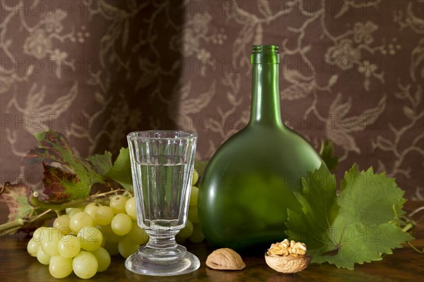 Still life with grapes