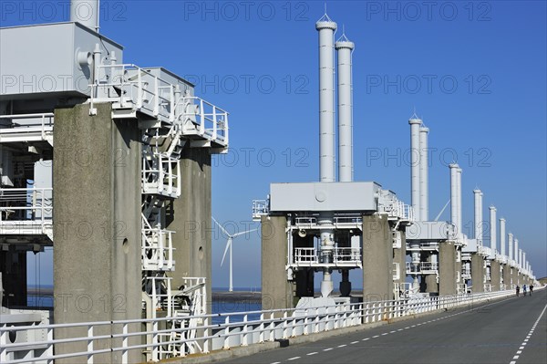 Storm flood barrier