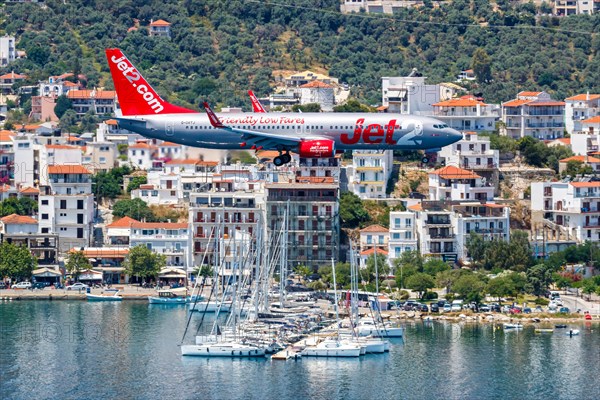 A Boeing 737-800 Jet2 aircraft with the registration G-DRTJ at Skiathos Airport
