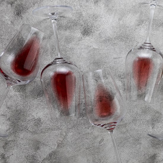 Top view wine glasses marble background