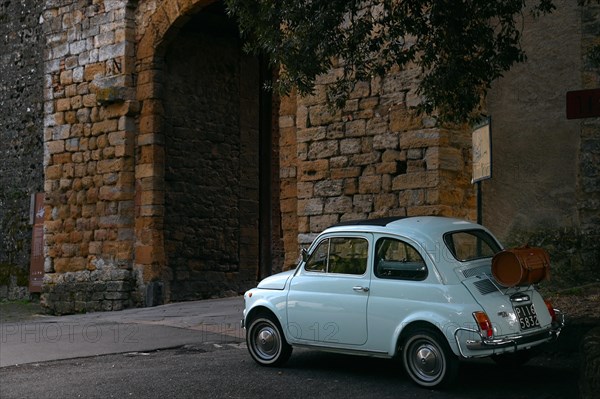 Old Fiat 500 in Volterra