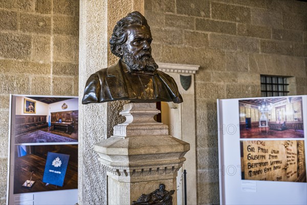 Bust of Giosue Carducci in the Palazzo Pubblico