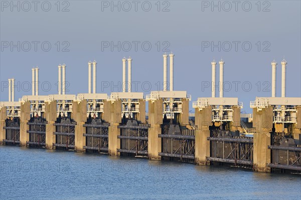 Storm flood barrier