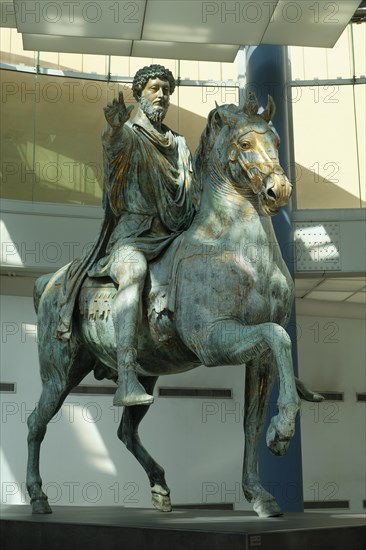 Equestrian statue of Marcus Aurelius