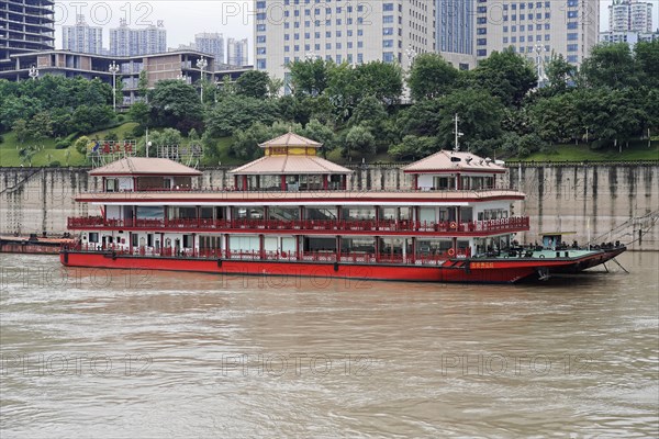 Restaurant boat