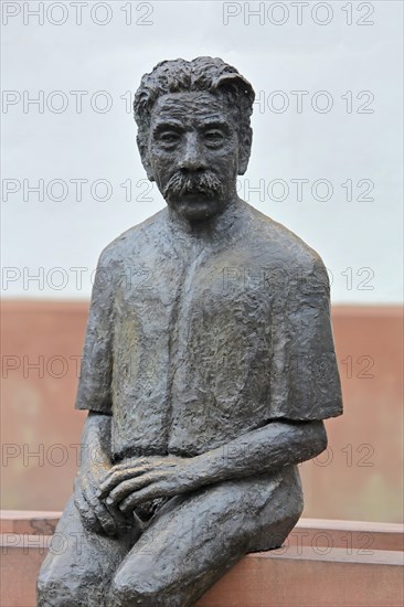 Monument to Albert Schweitzer