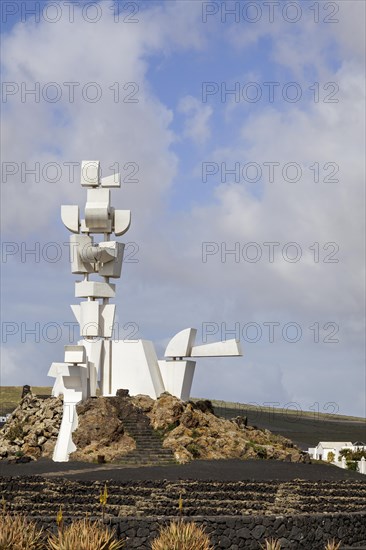 Sculpture Monumento al Campesino by the artist Cesar Manrique