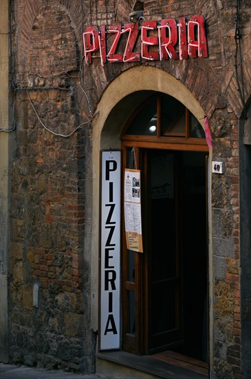 Pizzeria in Volterra