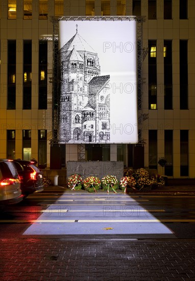 Light installation by Mischa Kuball entitled missing link at the site of the destroyed synagogue