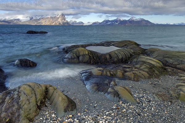 Coastline along Gashamna