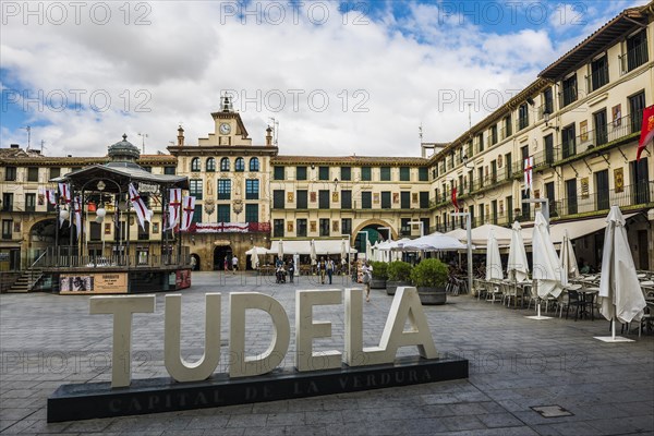 Plaza de los Fueros