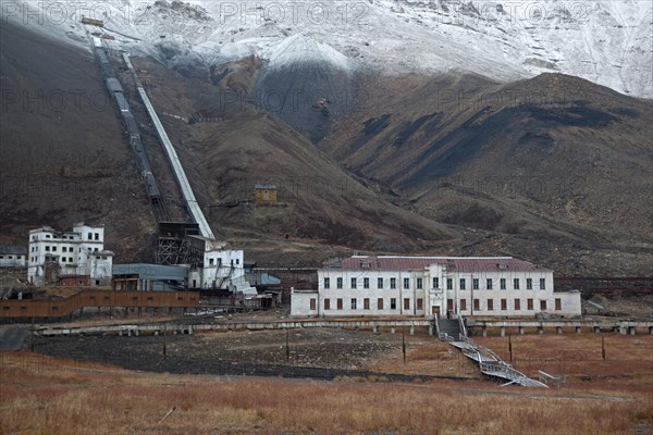 Pyramiden