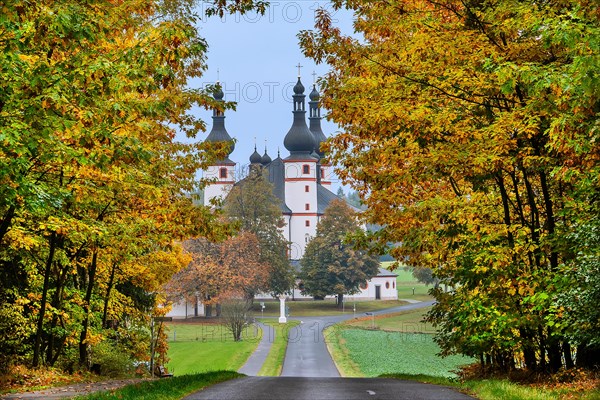 Holy Trinity Church Kappl in the district of Kappl in autumn