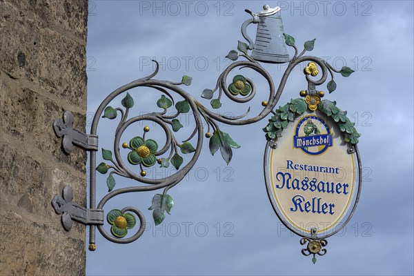 Nose sign from Restaurant Nassauer Keller