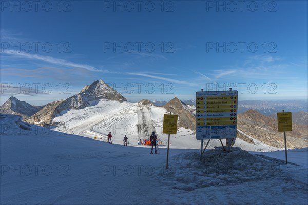 Year-round ski resort